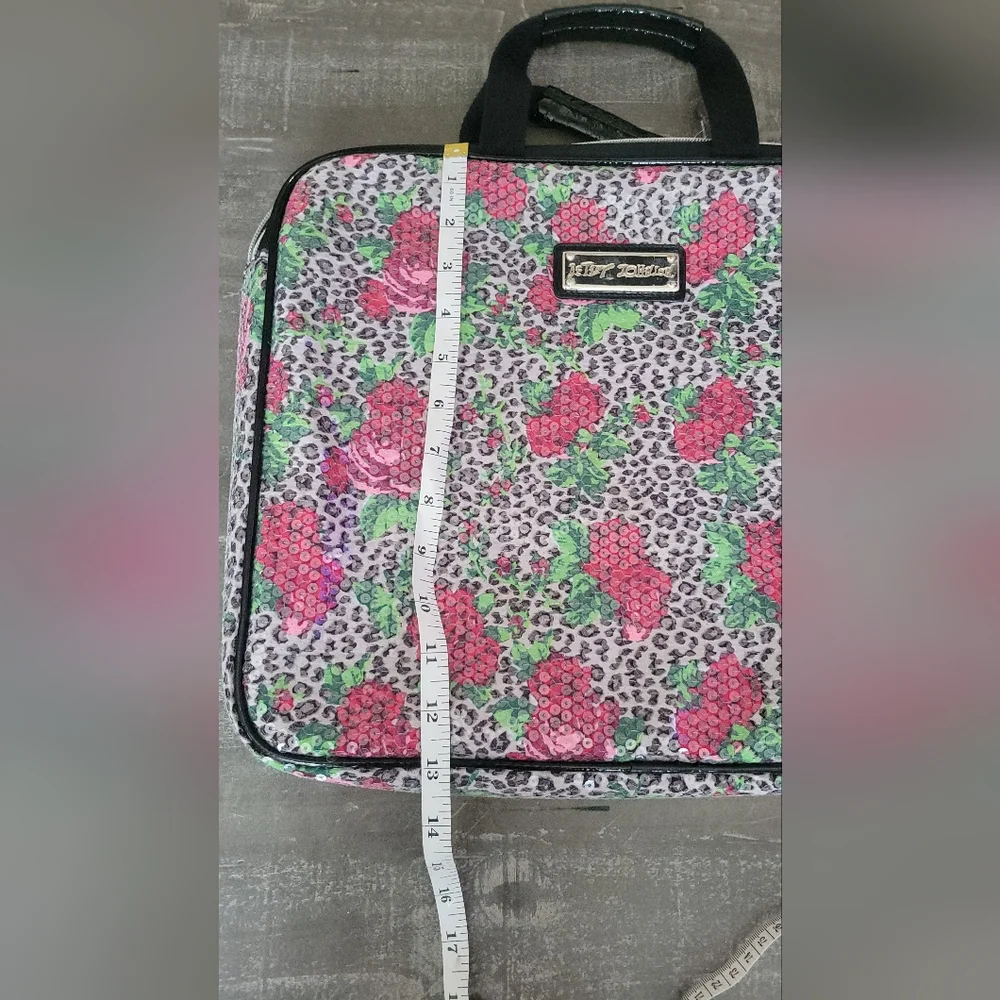 Betsey Johnson Roses & Cheetah Laptop Computer Case